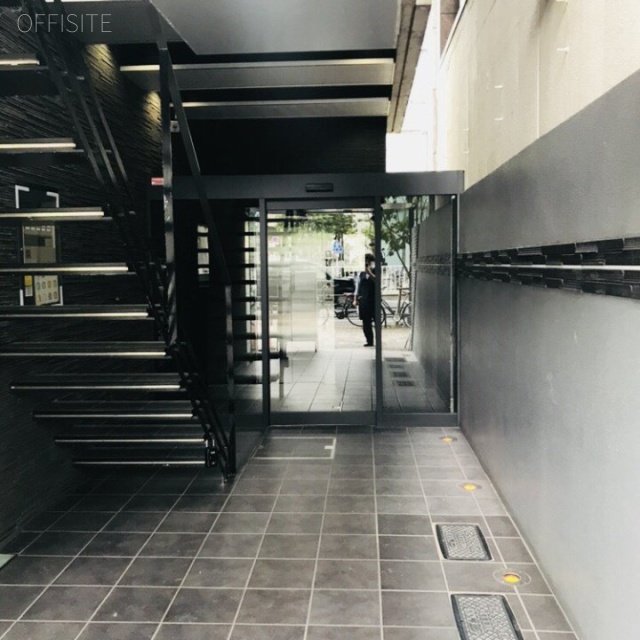 アロス渋谷ビル エントランス