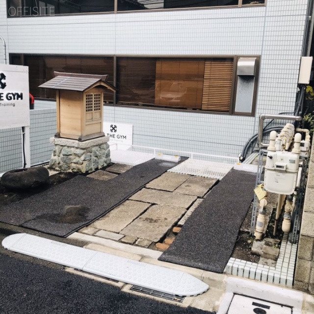 アヴニール高輪 駐車場