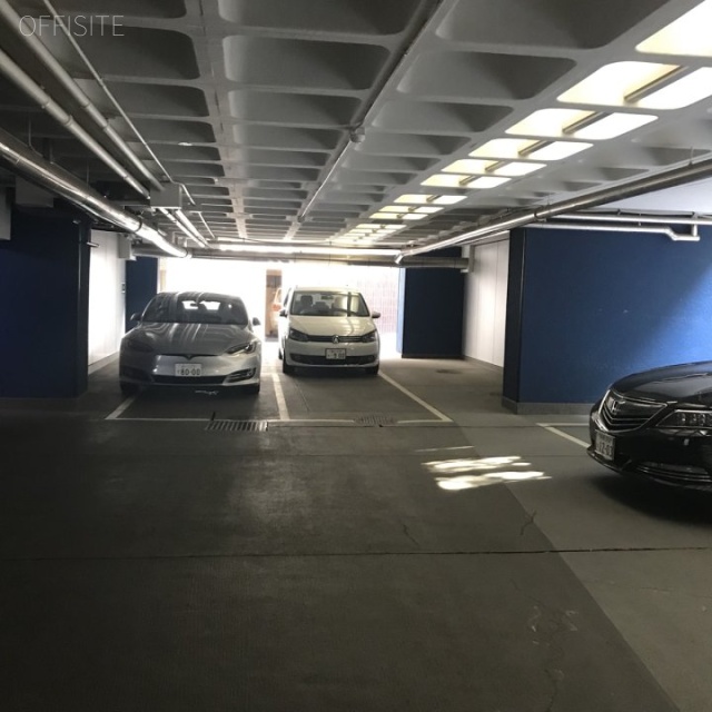 東京セントラル表参道 駐車場
