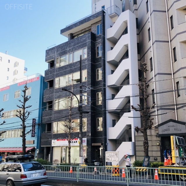 シロービル 外観