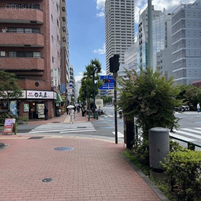 日本橋梶原ビル 前面道路