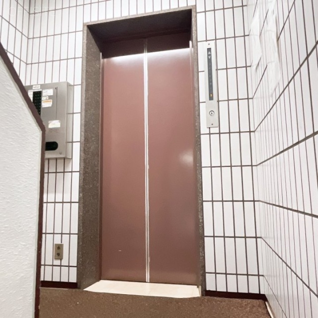 エコー京橋ビル エレベーター