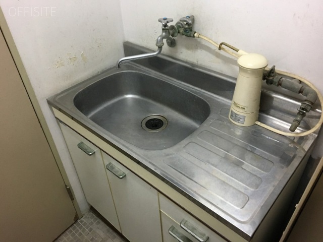 新東ビル 給湯スペース