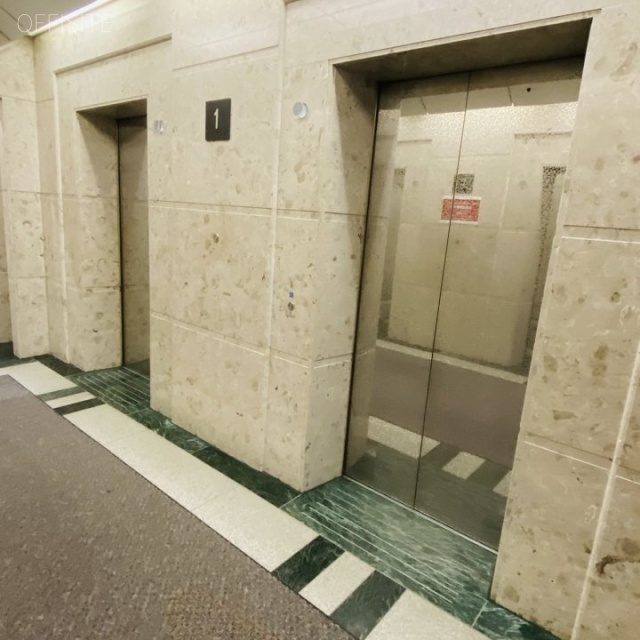 ファーレ立川センタースクエア エレベーター