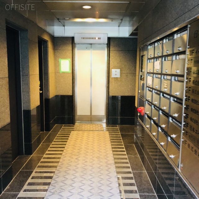 日本橋優和ビル エントランス