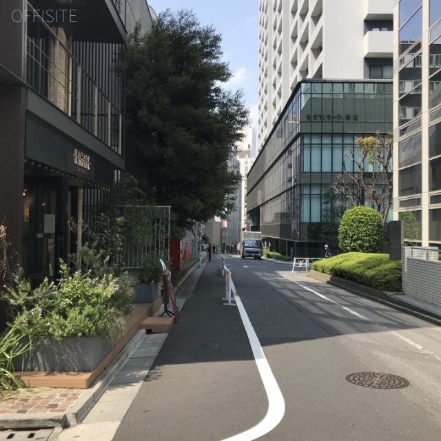 ILA渋谷美竹ビル ビル前面道路