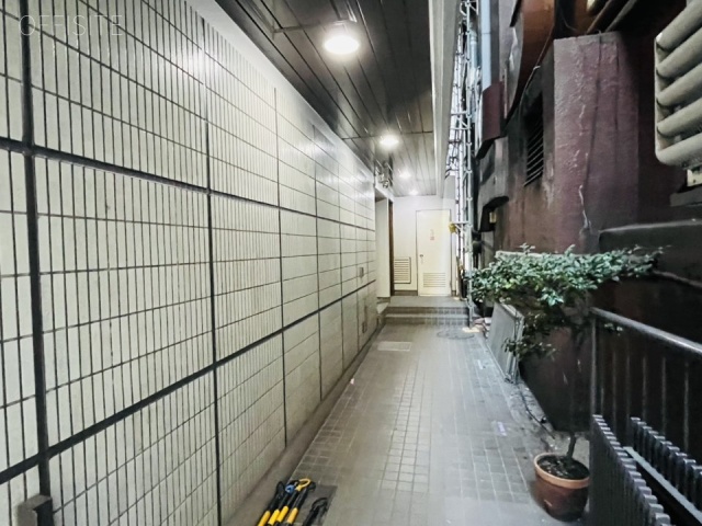 Biz Feel Ichigaya(旧 ツボヤビル) エントランス