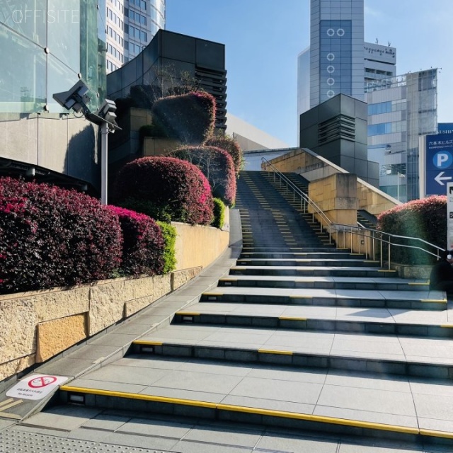 六本木ヒルズ森タワー アプローチ