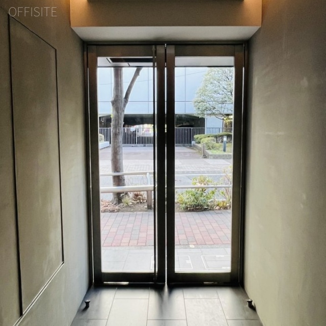 EARTH SHIBAビル エントランス