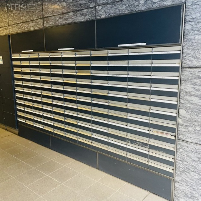 ビュレックス麹町 郵便受け