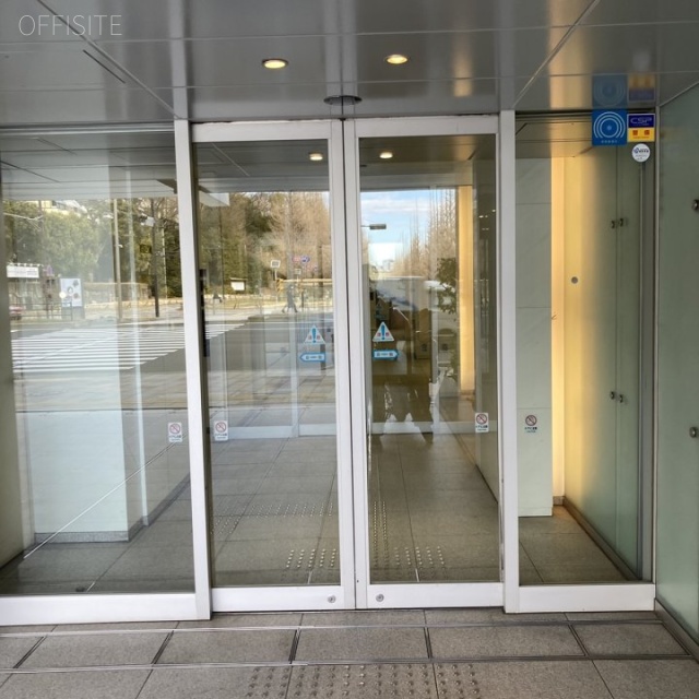 METLIFE青山ビル エントランス