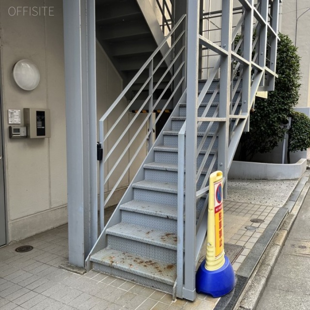 京王東日本橋ビル 非常階段