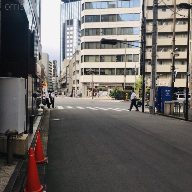 BONMARUSANビル ビル前面道路