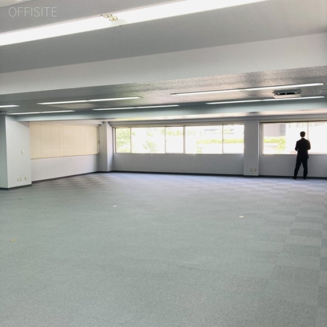 神宮外苑ビル1号館 301号室 室内