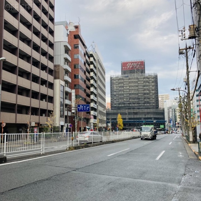 五反田佑気ビル ビル前面道路