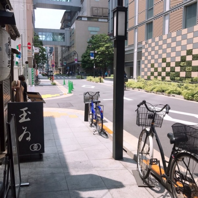 YMT日本橋ビル ビル前面道路