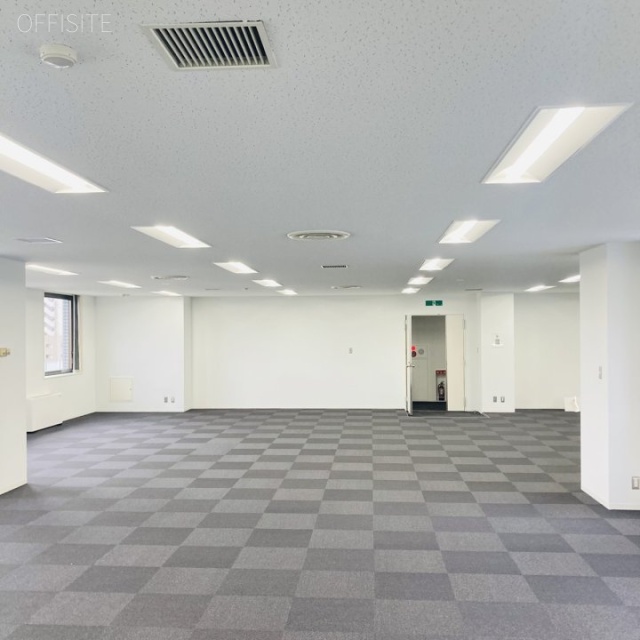 西新宿松屋ビル 室内