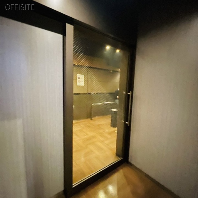 大手町パークビル B1Fに喫煙室