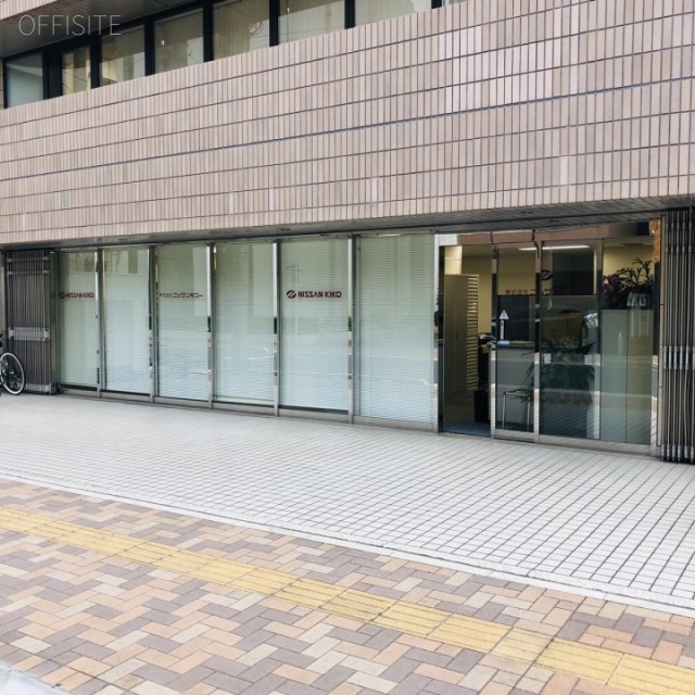 燦坤(サンクン)日本電器ビル 外観