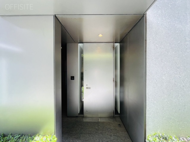 麹町三葉ビル エントランス