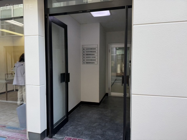 HARONビル オフィスビル出入口