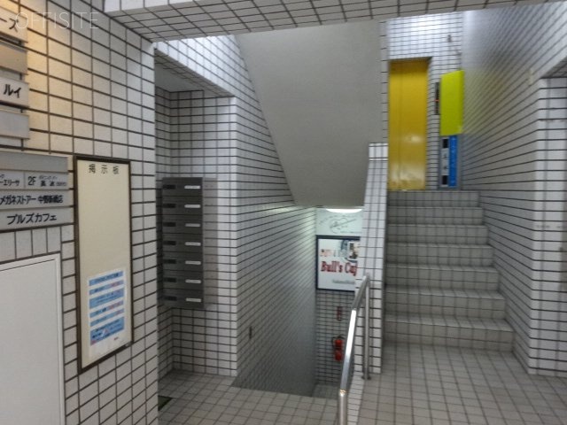 中野新橋ペガサスビル エントランス