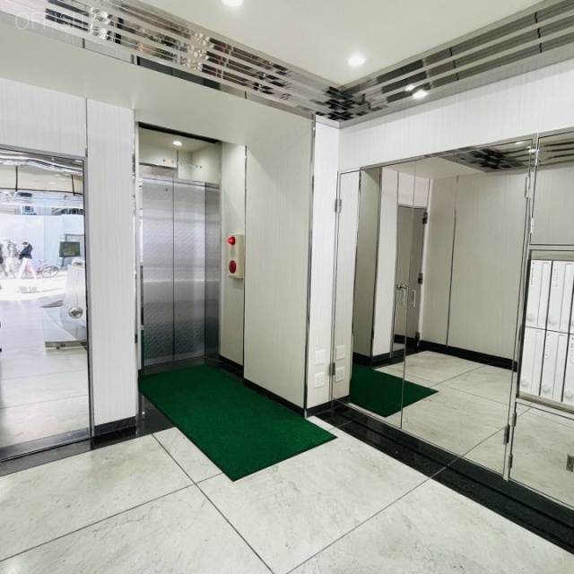 浜松町営和ビル エントランス