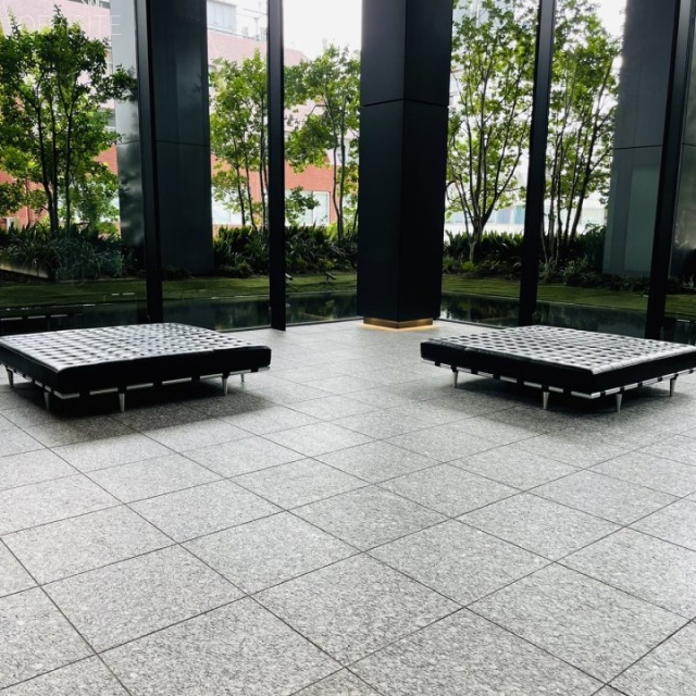 東京スクエアガーデン エントランス