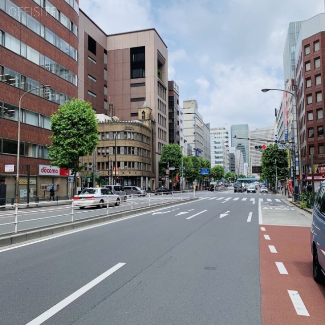 新橋柳屋ビル ビル前面道路 外堀通り