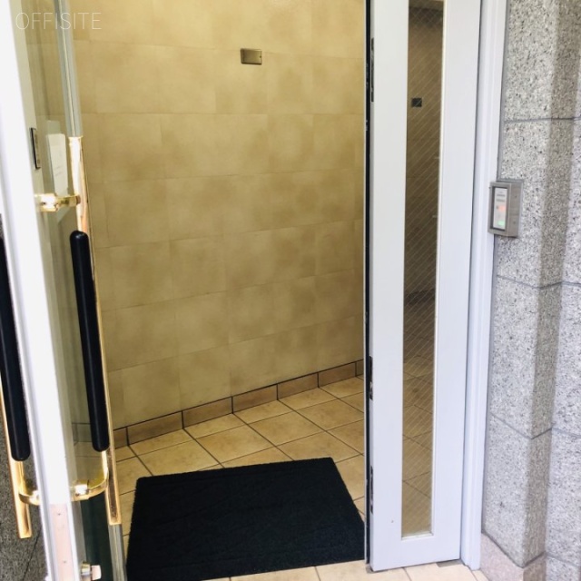 赤坂光映ビル エントランス