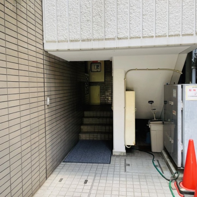 稲垣ビル エントランス