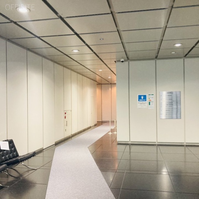 目白中野ビル エントランス