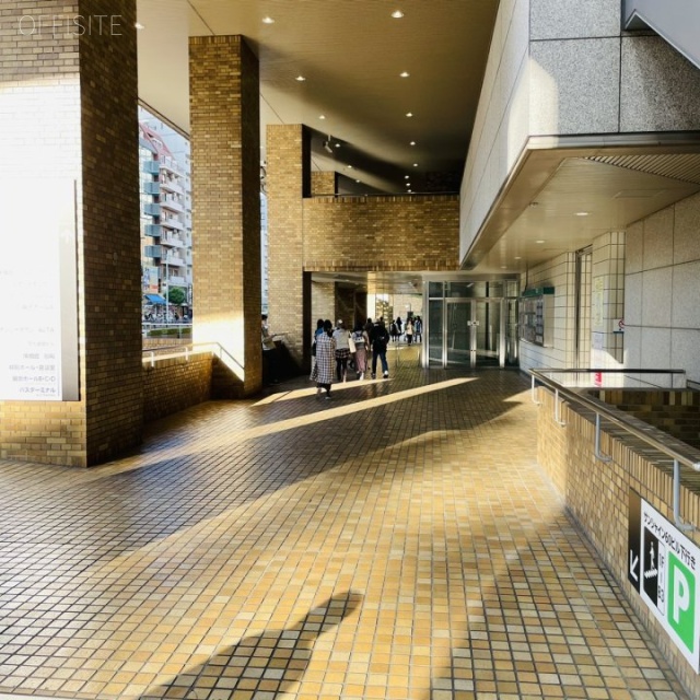 サンシャイン60(45階:サービスオフィス) 駐車場