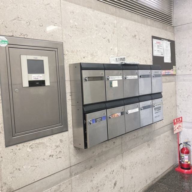 ワイ・エヌ銀座ビル 郵便受け
