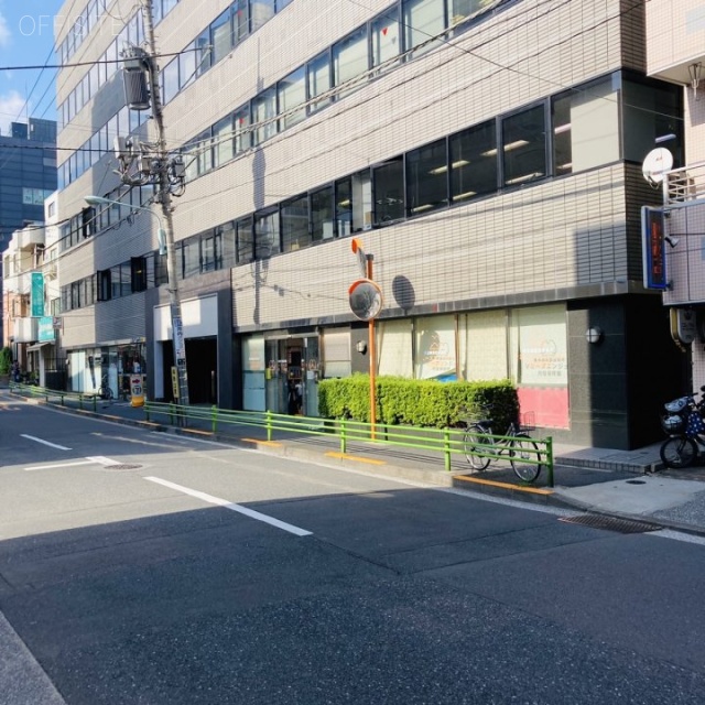 ワイズビル 外観