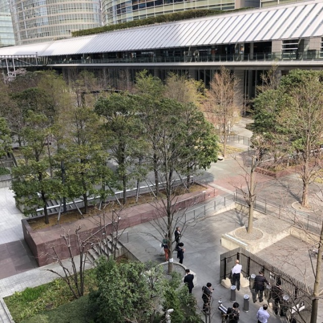 NBF品川タワー ビル前面道路