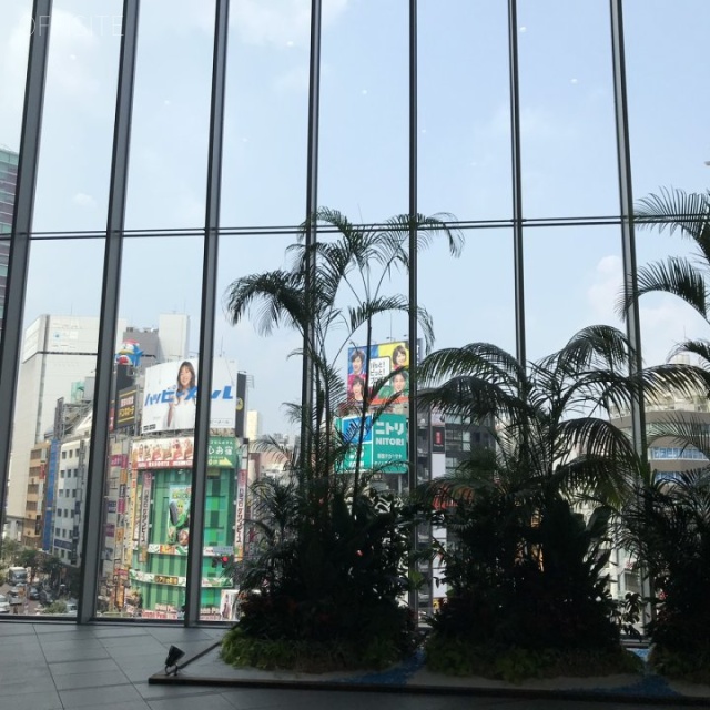 JR新宿ミライナタワー エントランス