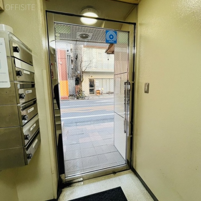 富ヶ谷エー・アイ・ユービル エントランス