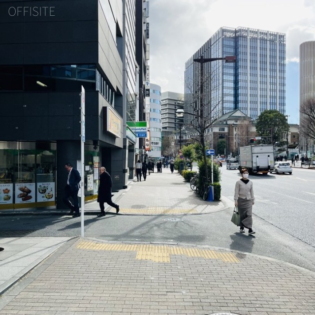 GM九段下 前面歩道