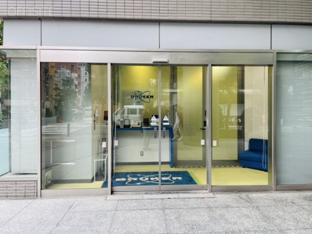 住友不動産六甲ビル 1F部分