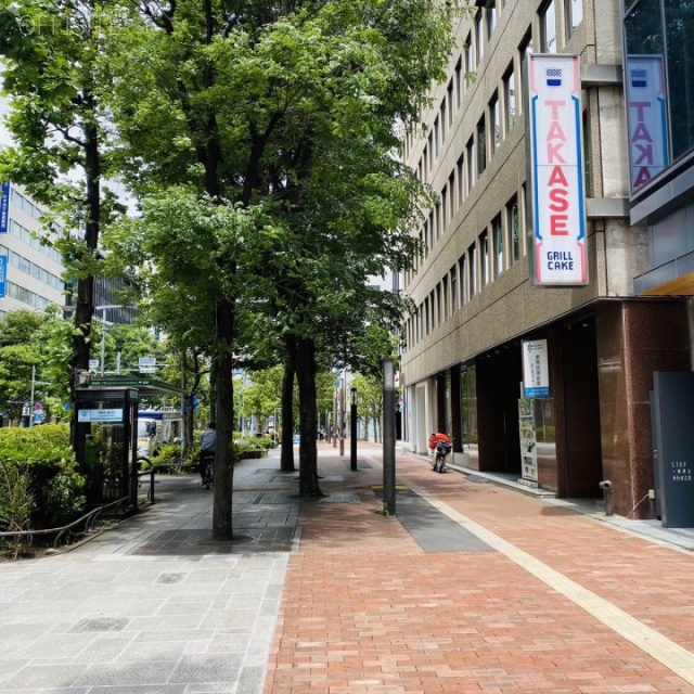 PMO池袋ビル ビル前面道路