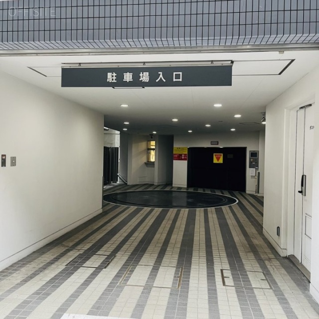 五反田フラットアイアンビル 駐車場