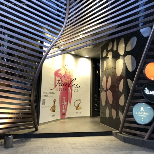 DEAR西麻布 エントランス