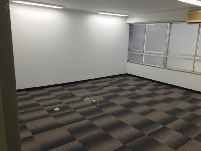 静山(セイザン)ビル 室内