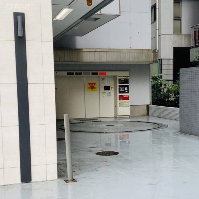 川崎砂子ビル 立体駐車場