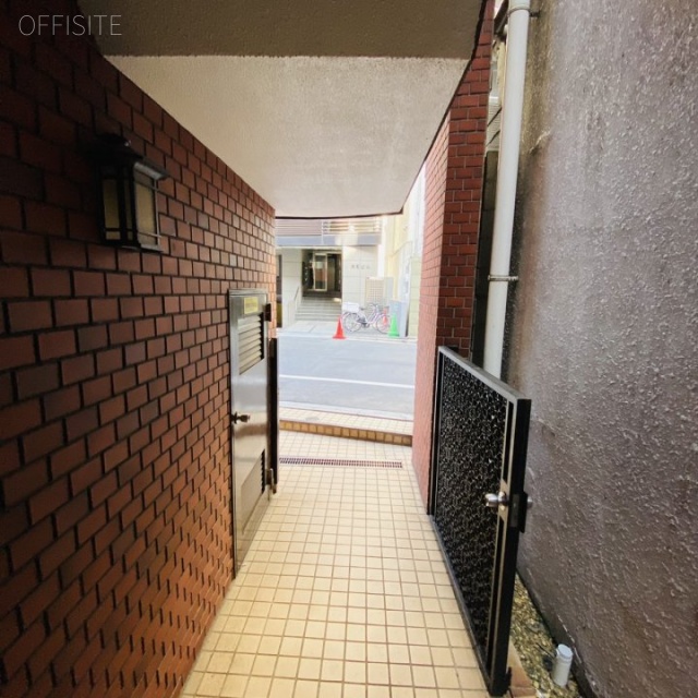 エスポアールビル エントランス