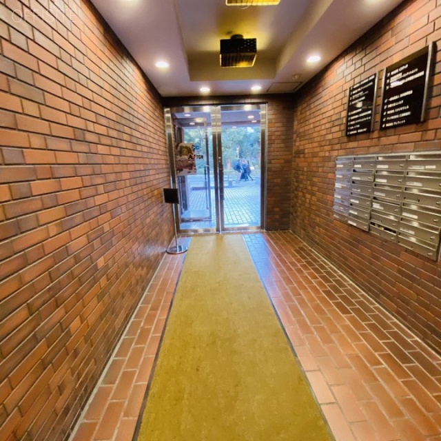 麹町アネックス エントランス