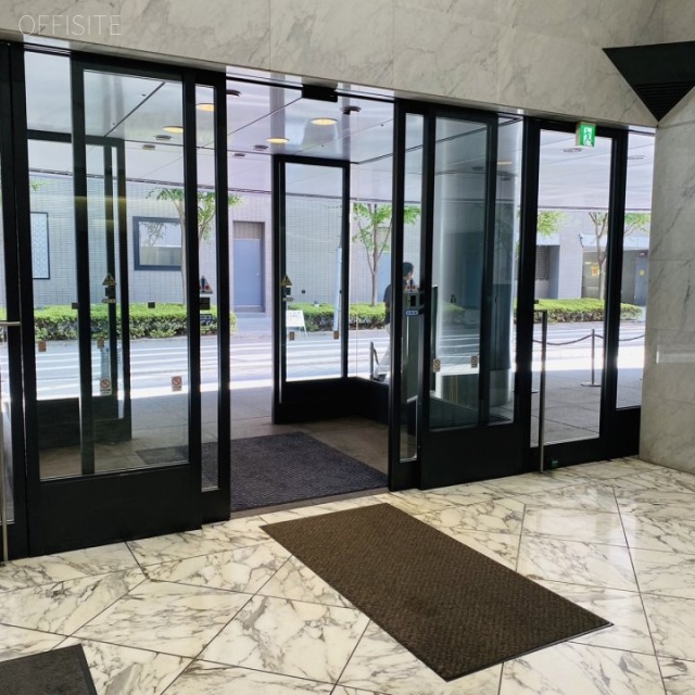 新川三幸ビル エントランス