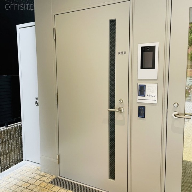 ZeST一番町 喫煙スペース