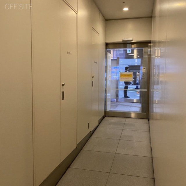 オランダヒルズ森タワー エントランス